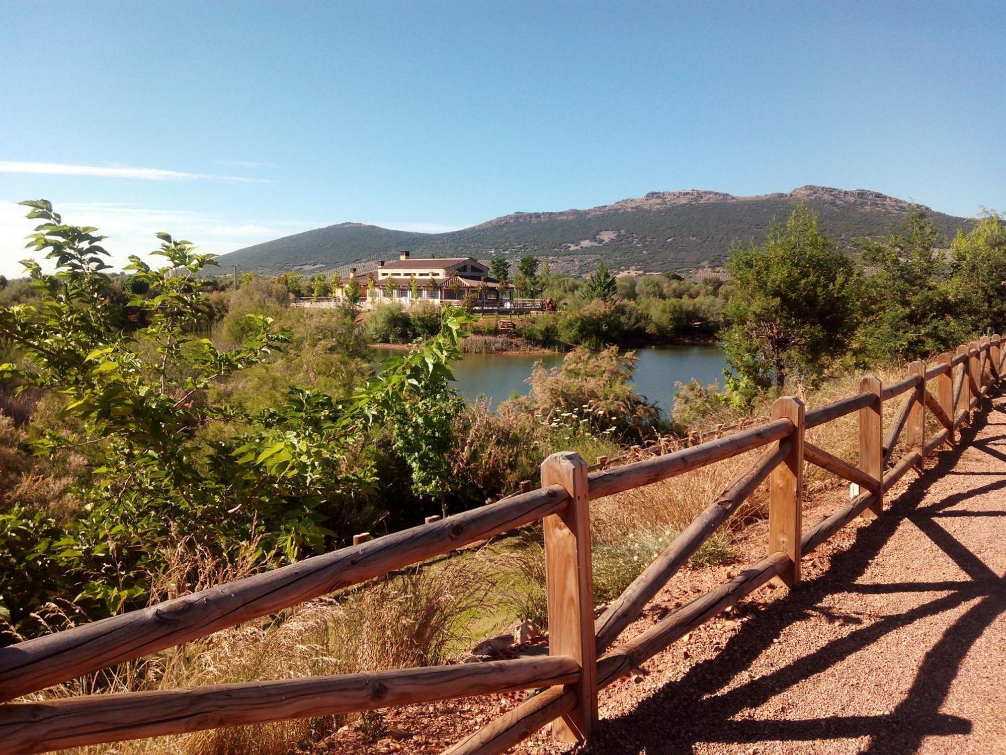 Apartamento Complejo Turístico Rural Fuente Taray Malagón Exterior foto