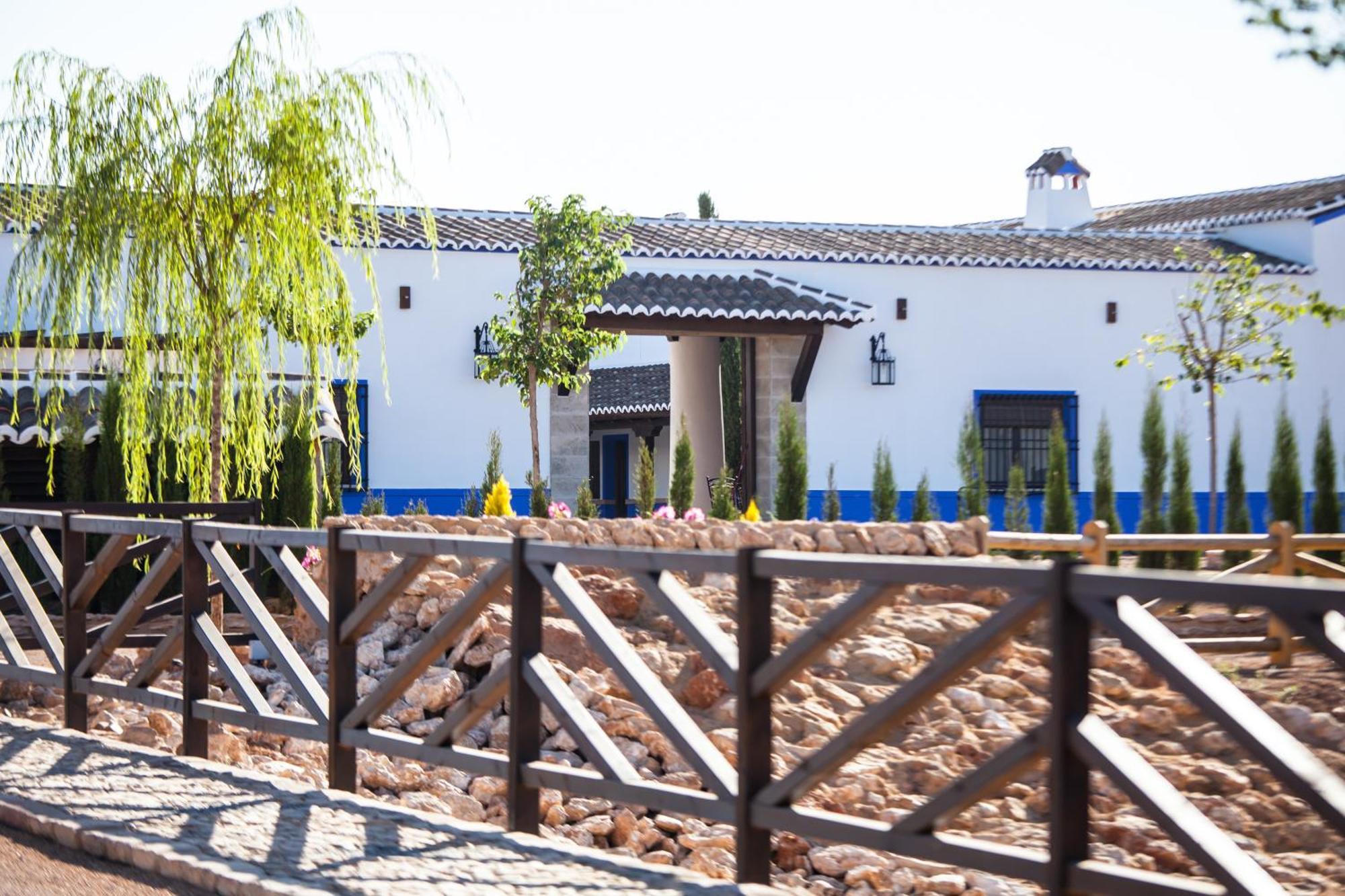 Apartamento Complejo Turístico Rural Fuente Taray Malagón Exterior foto