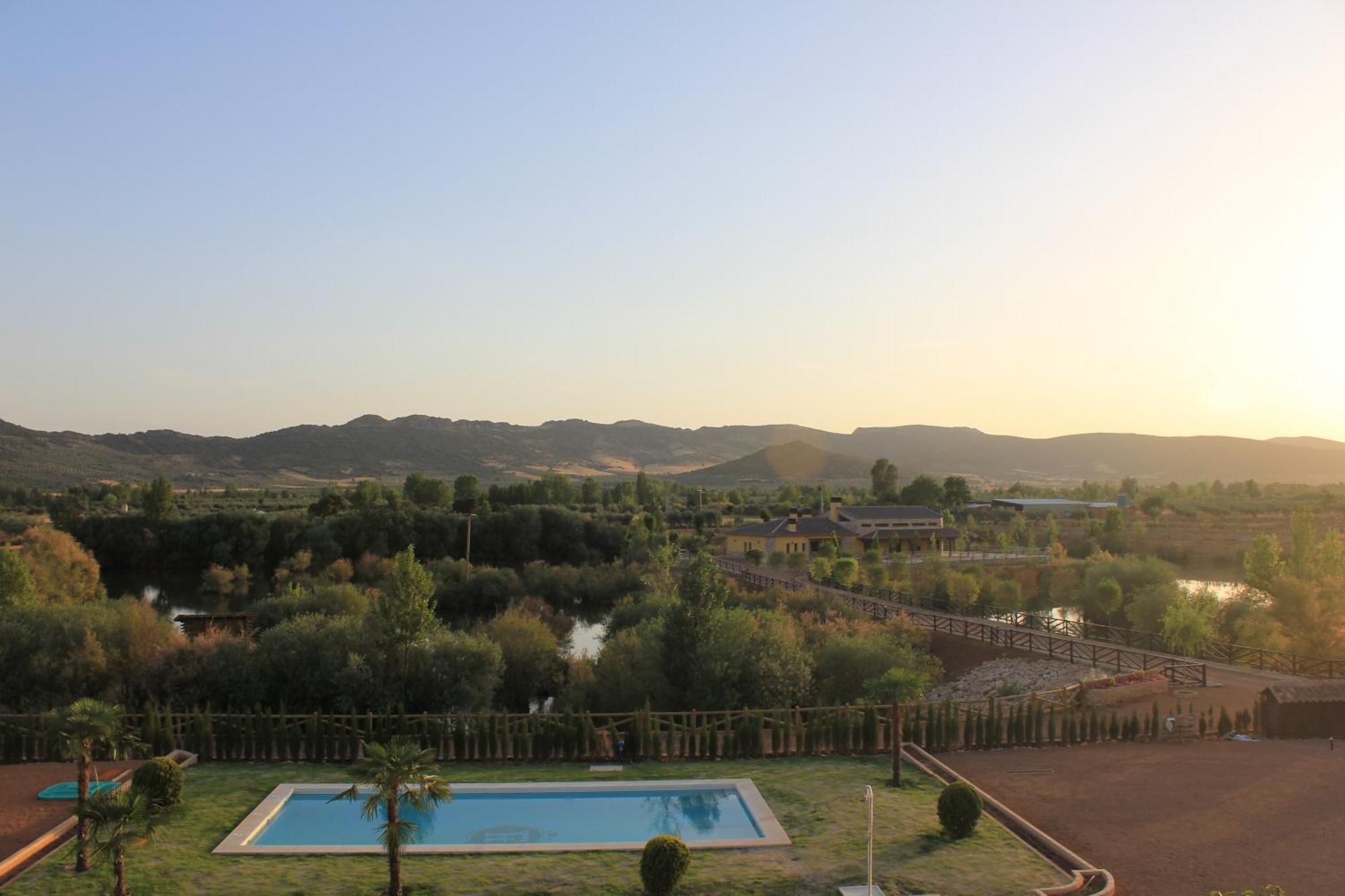 Apartamento Complejo Turístico Rural Fuente Taray Malagón Exterior foto